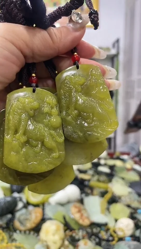 岫玉未镶嵌吊坠多样性发货其中发一件