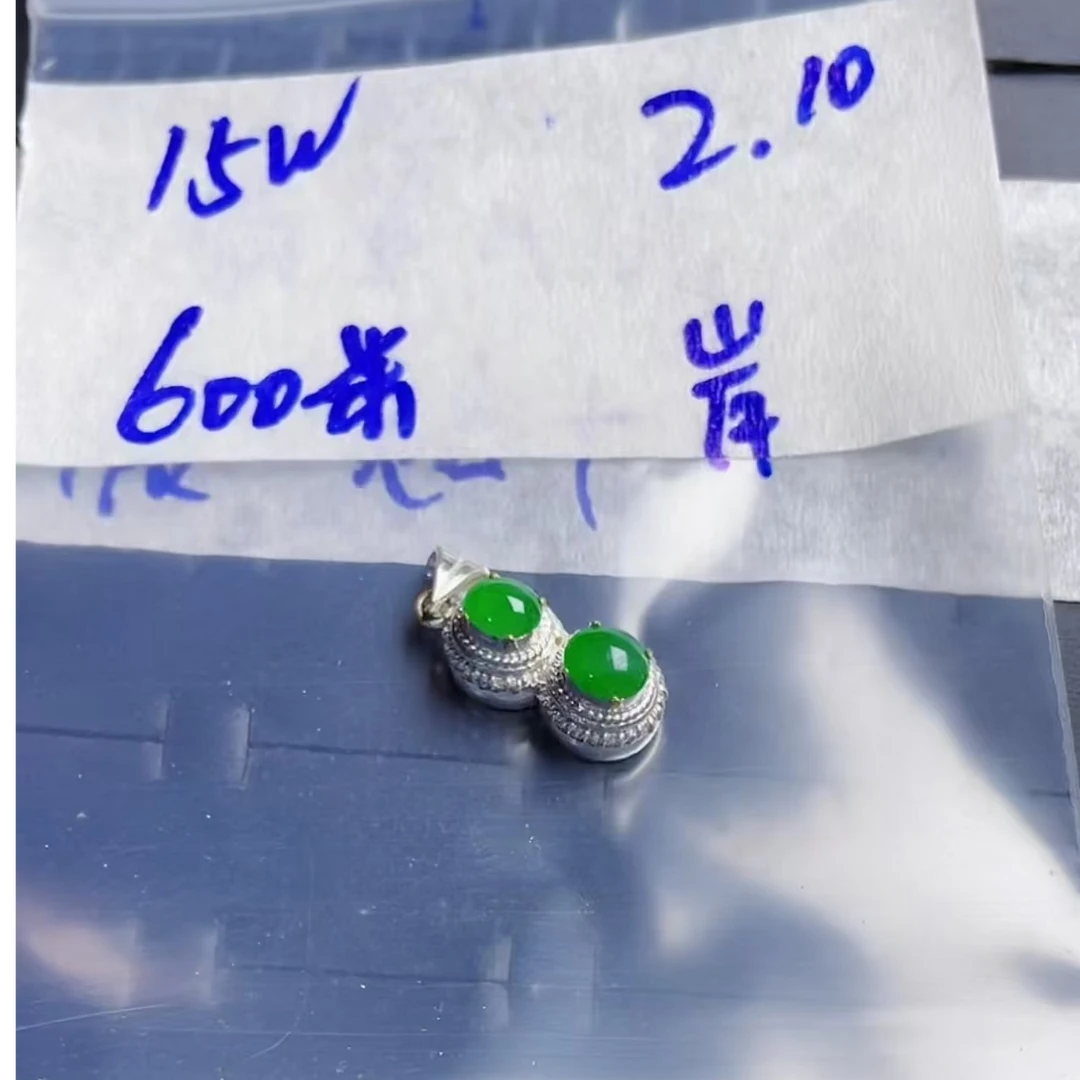 定制翡翠未镶嵌纯天然A货翡翠