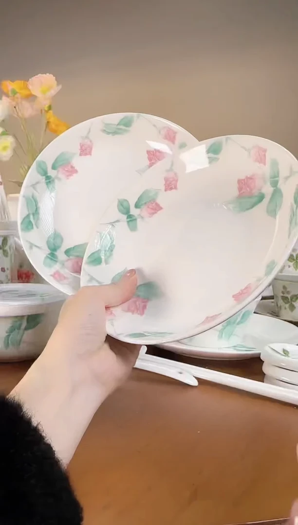 【闪购商品】玫瑰高骨瓷7寸深盘2个