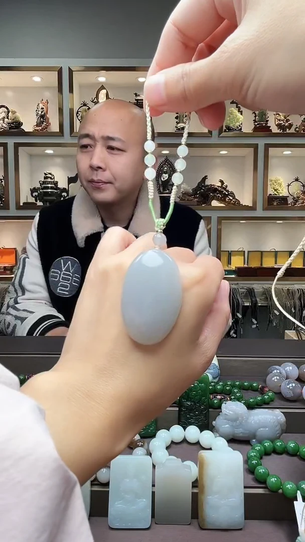 【闪购商品】和田玉颈饰未镶嵌苏