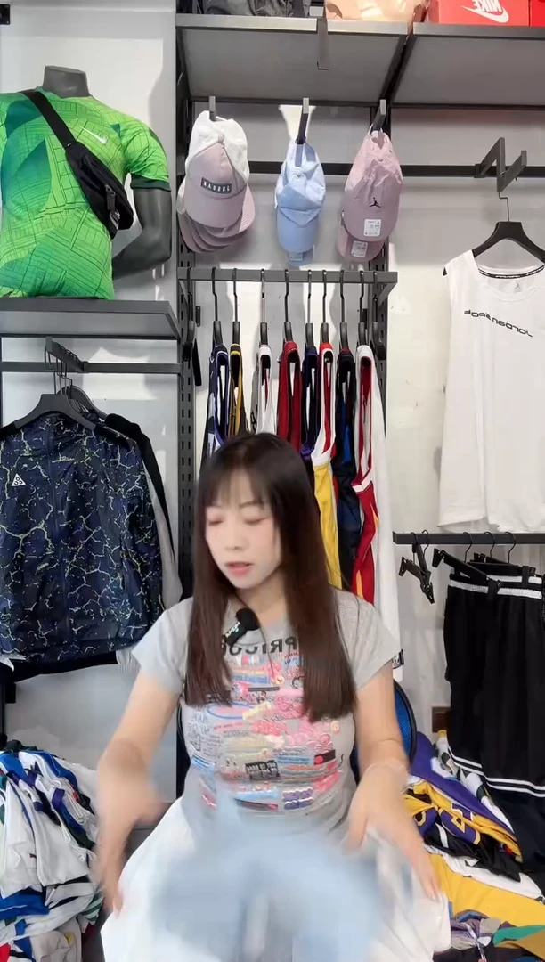 1747 编码 耐克卫衣服饰过款为准 尺码