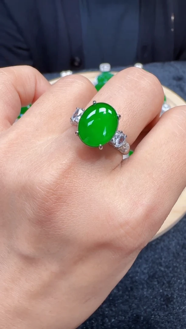 未镶嵌定制翡翠翡翠戒指9