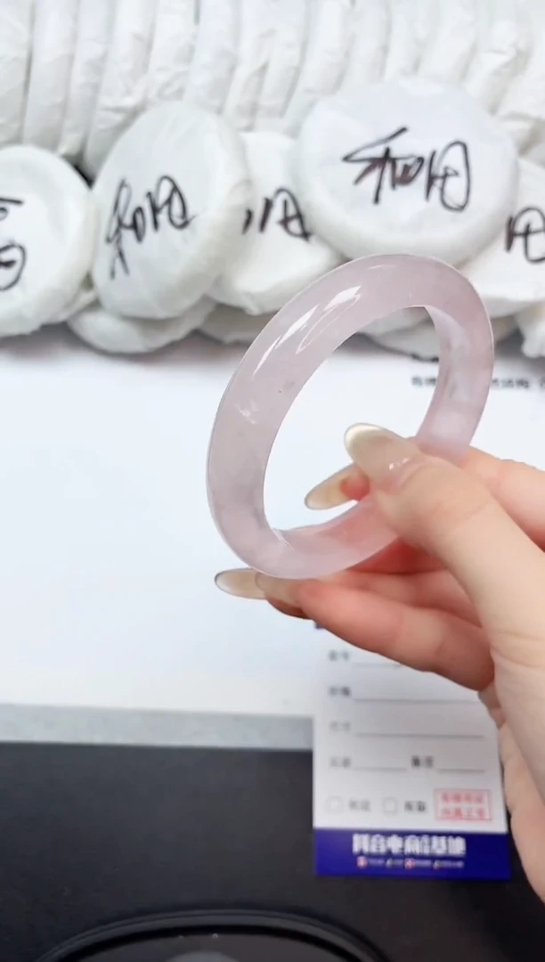 石英质玉手镯未镶嵌29Q32-56