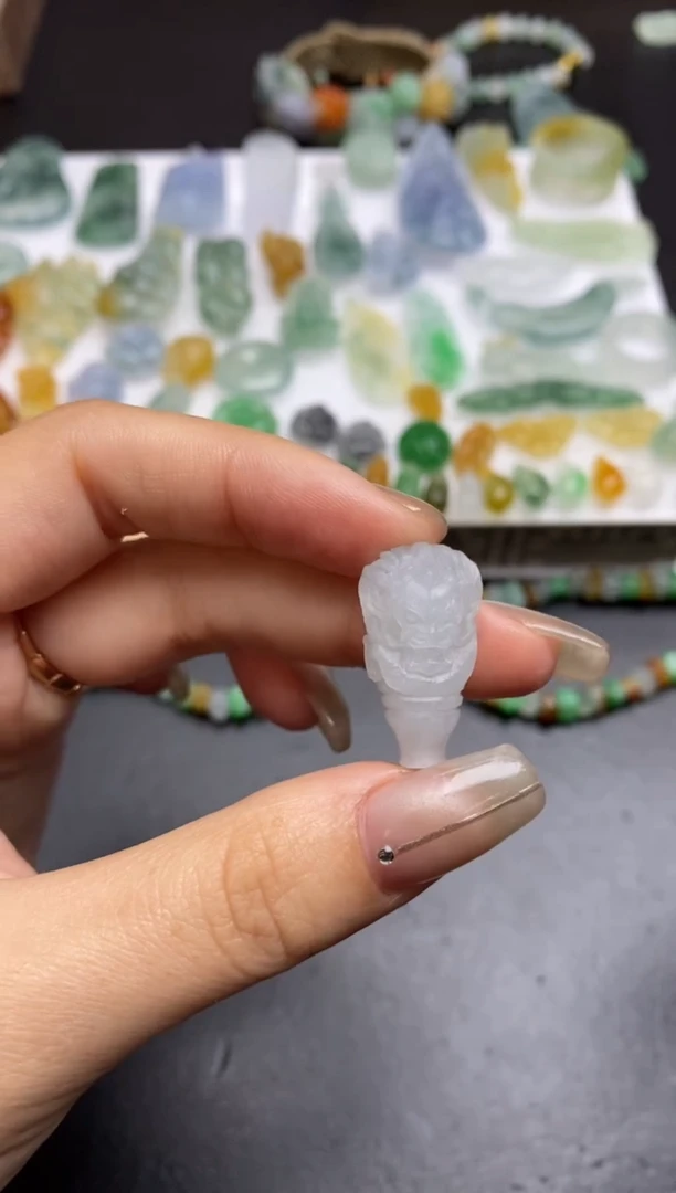 【闪购商品】定制翡翠未镶嵌翡翠毛货~