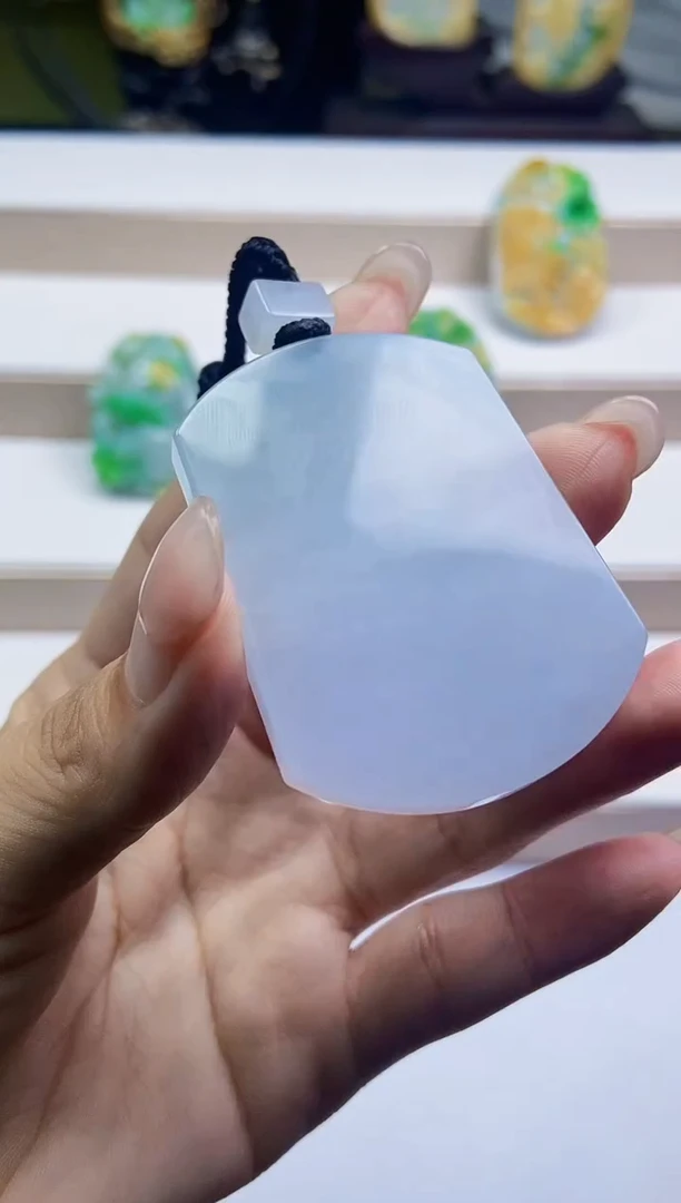 颈饰未镶嵌翡翠翡翠A货