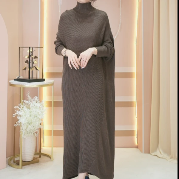 LEMONDISIN法式高端奢华秋冬新款高领宽松过膝百搭连衣裙优雅百搭