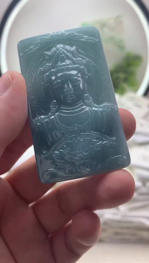 颈饰未镶嵌翡翠观音首