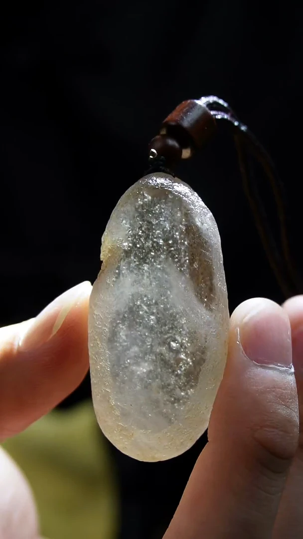 吊坠(赠链)未镶嵌水晶水晶