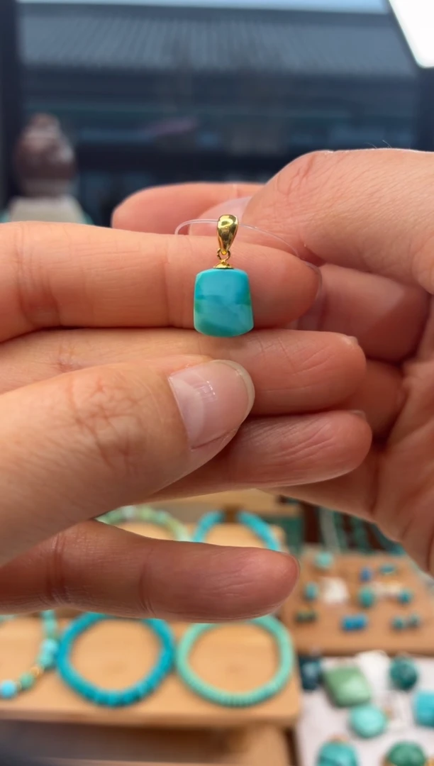 18K金镶嵌绿松石吊坠(不含链)1