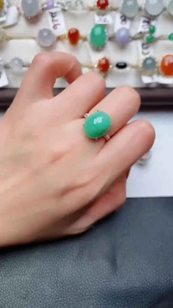 银S925镶嵌戒指翡翠...