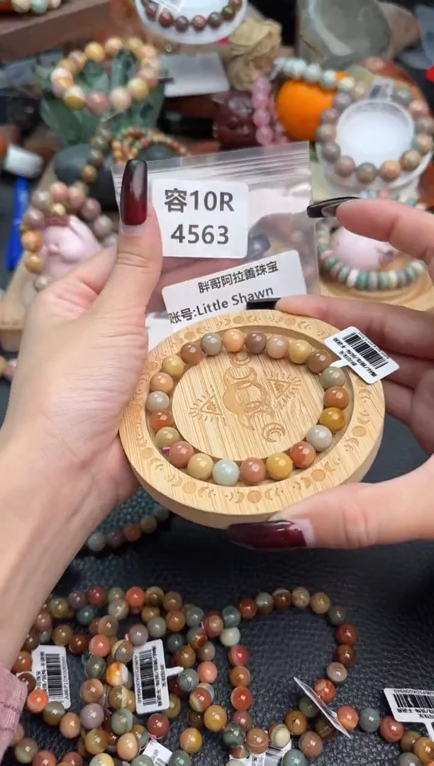 【闪购商品】石英质玉手链未镶嵌10R4563