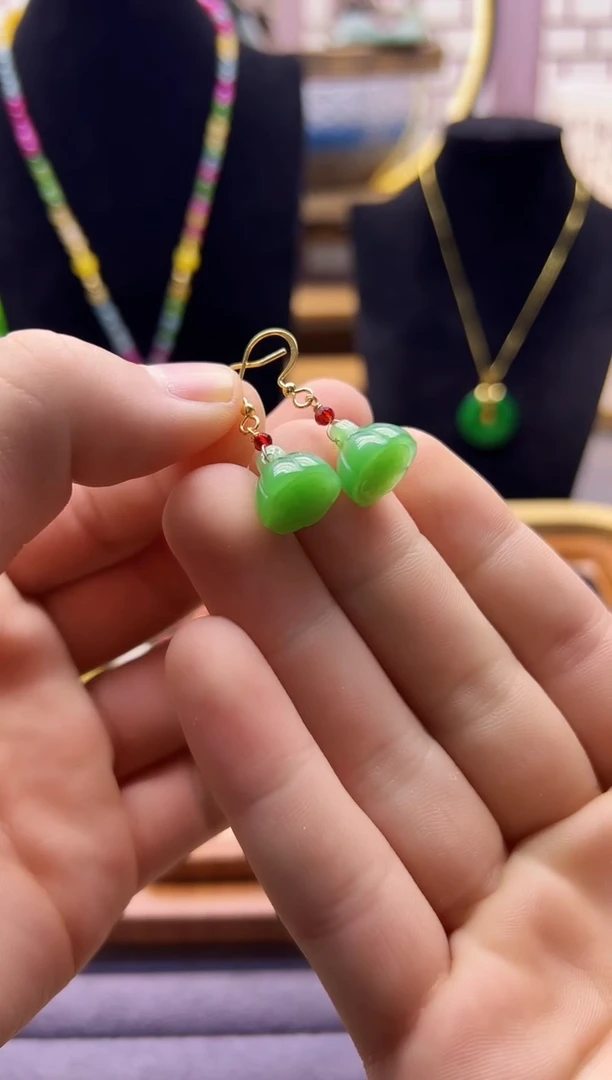 【闪购商品】和田玉耳饰14K金镶嵌E59