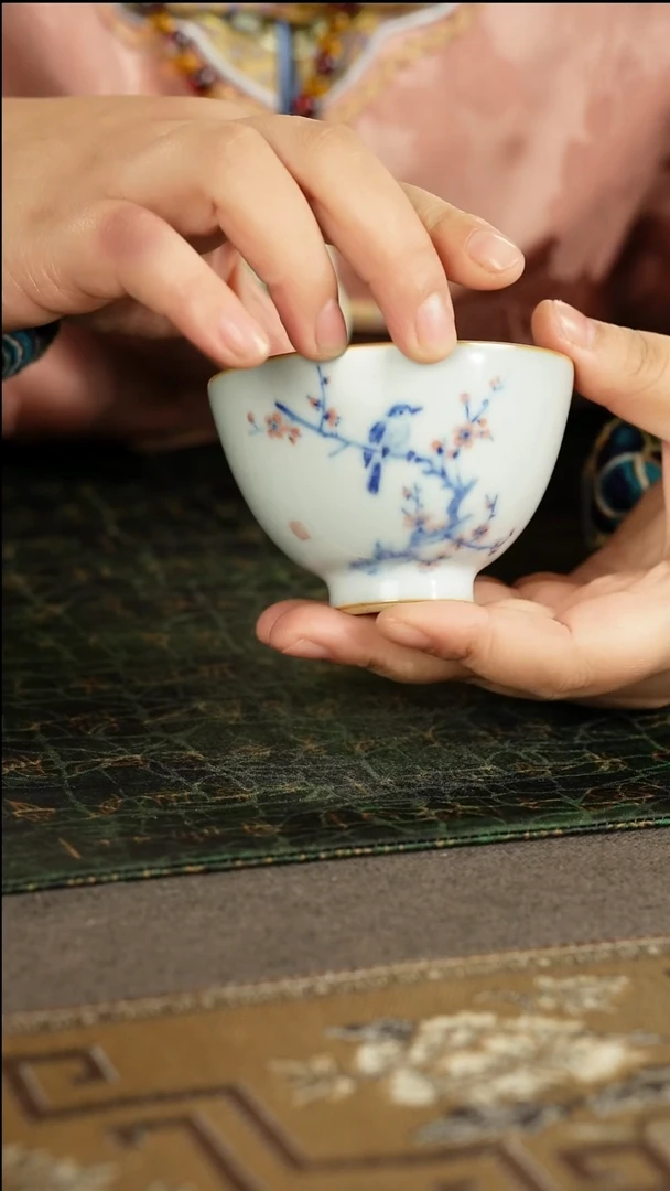 善窑厂汝窑月白梅花鸡心杯