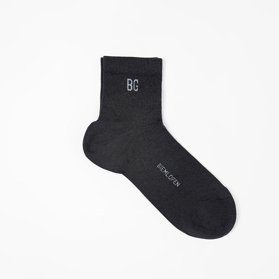 比音勒芬新款时尚休闲日常运动袜字（单双）