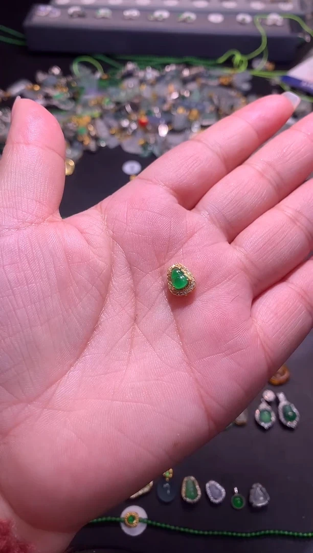 【闪购商品】翡翠吊坠(不含链)银S925镶嵌1