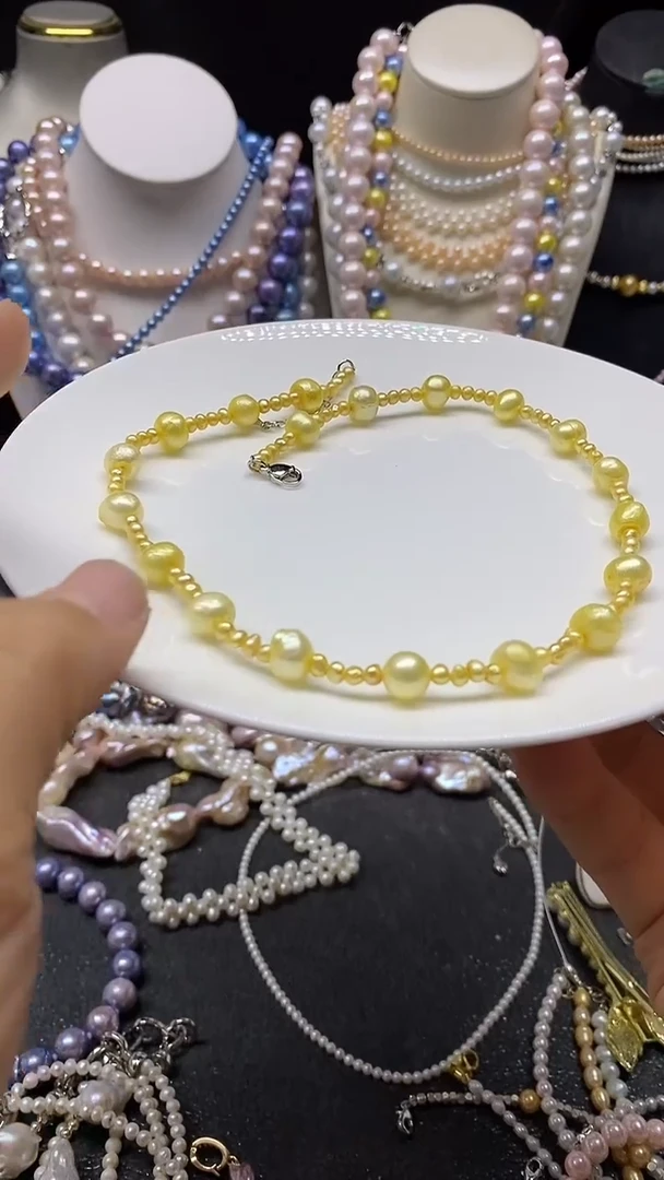 颈饰未镶嵌淡水珍珠多人