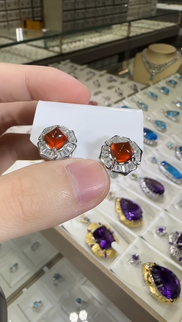 银S925镶嵌耳饰石榴石（芬达石）7mm糖塔