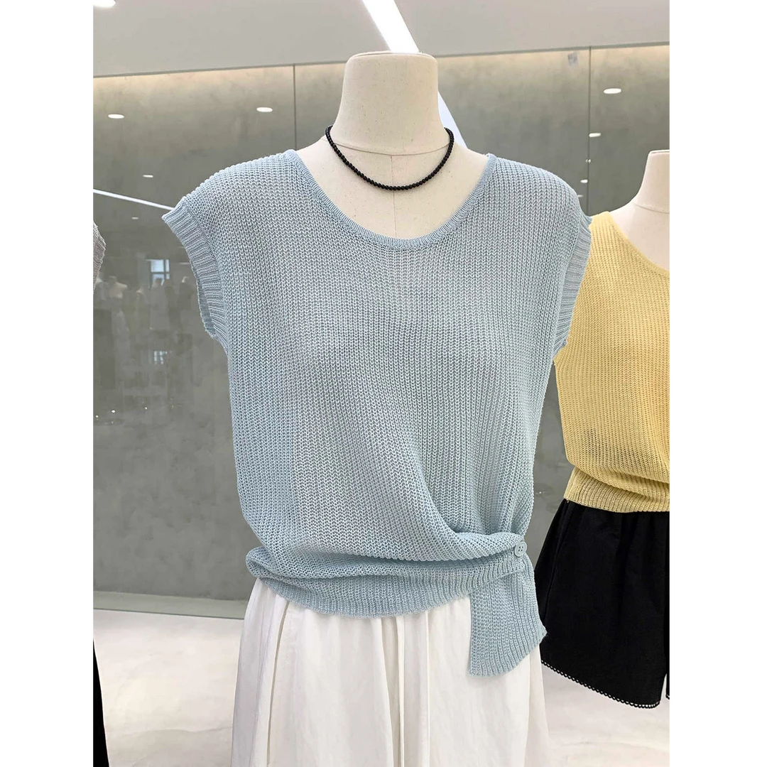 韩系小清新设计感侧扣无袖针织衫女宽松短款甜美外穿小众搭配裙子
