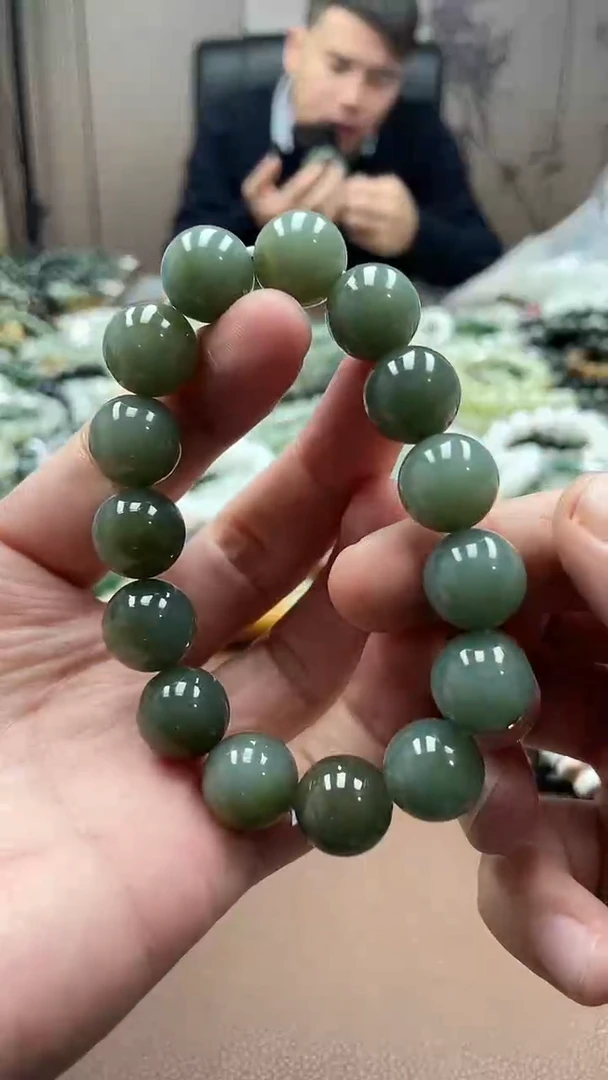 未镶嵌手串和田玉纯天然新疆且末糖青14圆