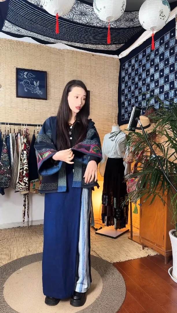 【闪购商品】设计师款老绣开衫外套