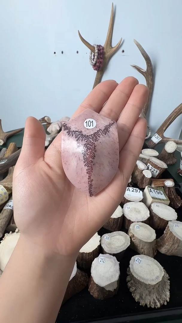 母鹿三界牌母鹿牌子