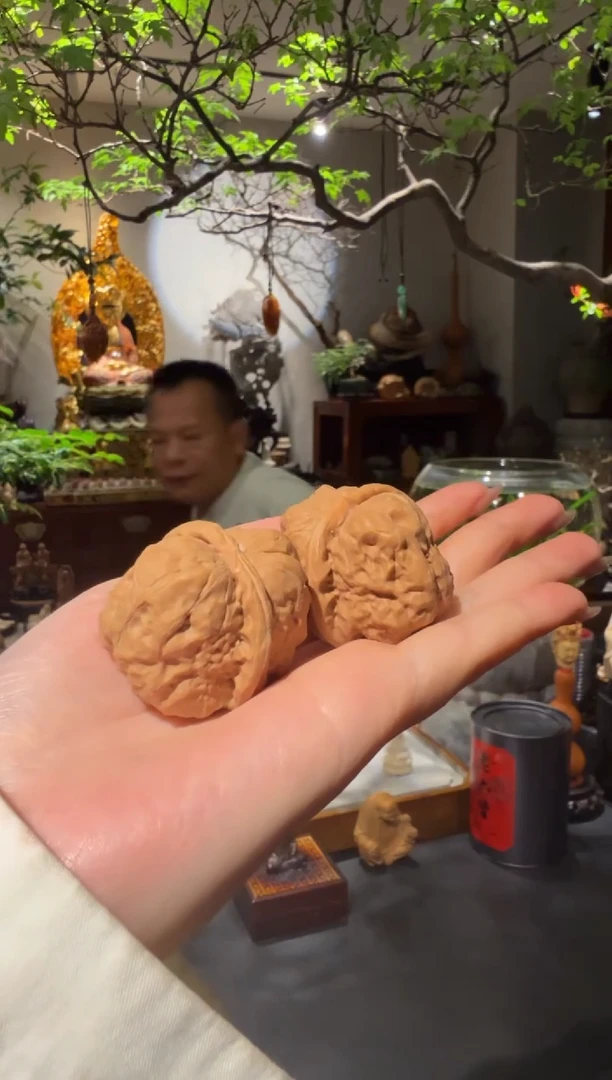 把件文玩核桃蛤蟆头核桃一对