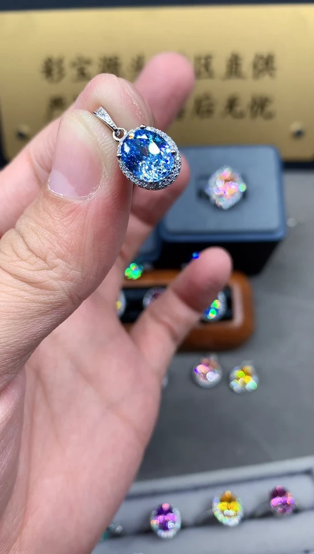 银S925镶嵌颈饰海蓝宝石2222