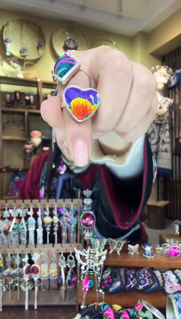 刺绣非遗刺绣民族风戒指