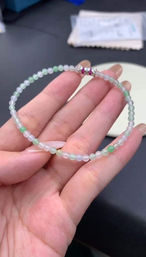 颈饰未镶嵌翡翠48小时鉴赏期 退货不扣服务费