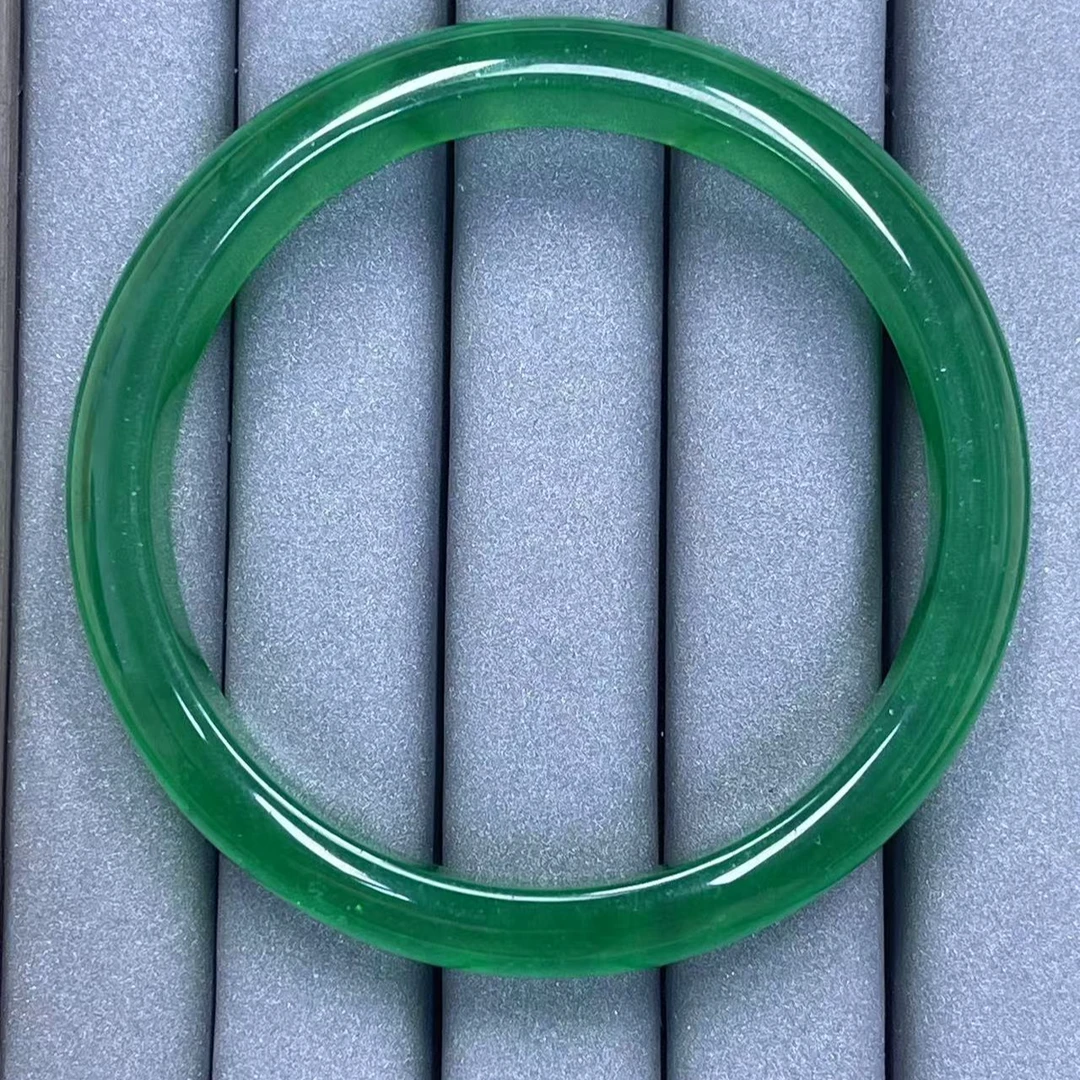 宝阁甄选绿手镯146