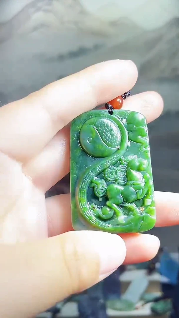 颈饰未镶嵌和田玉1