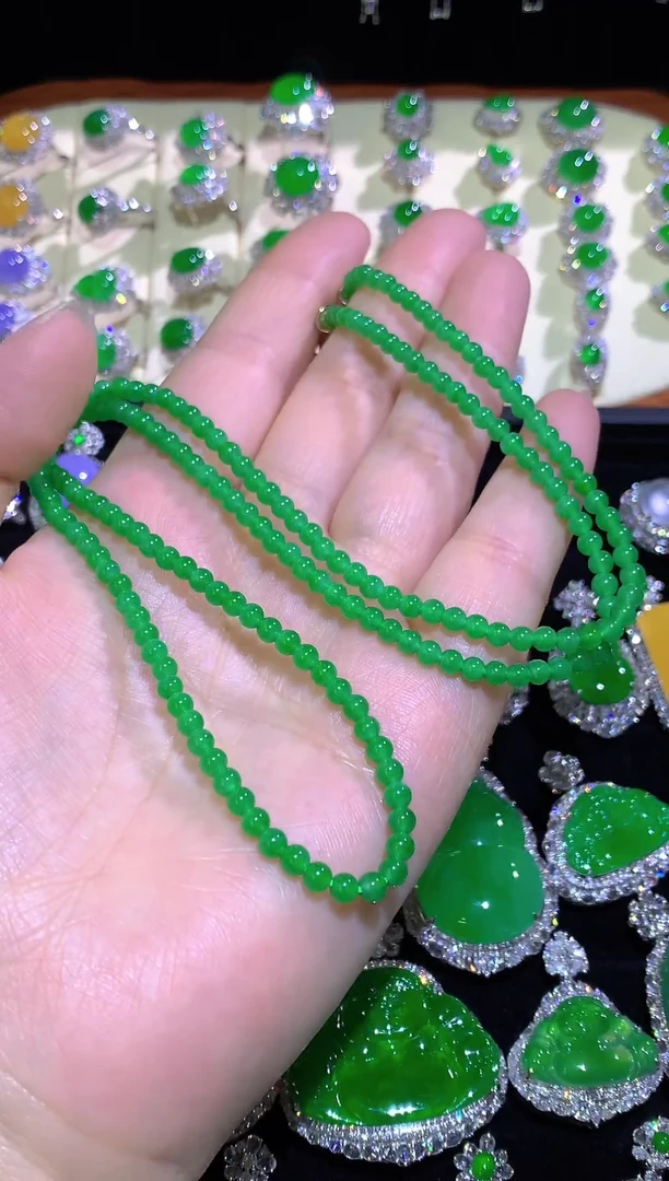 颈饰未镶嵌翡翠高冰满绿小米珠两用