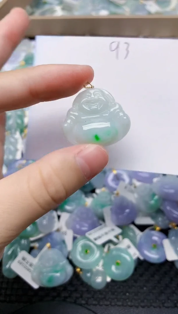 翡翠18K金镶嵌颈饰天然翡翠A货