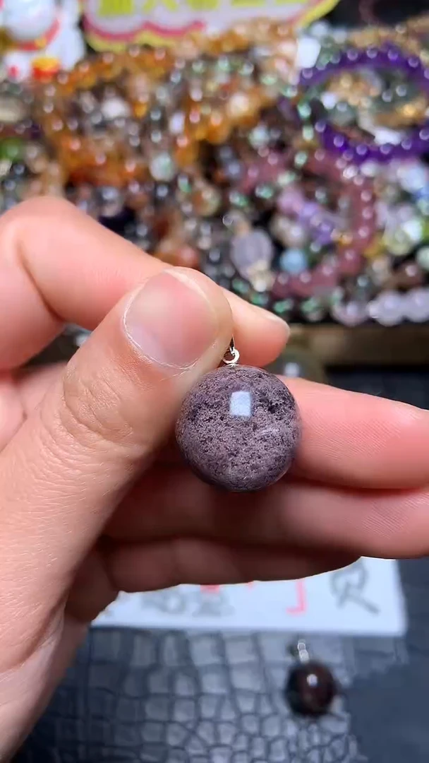 【闪购商品】水晶吊坠(赠链)未镶嵌40