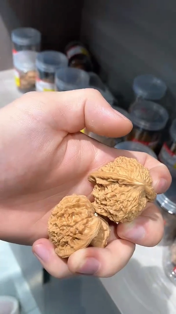 【闪购商品】文玩核桃把件麻团元宝36-38