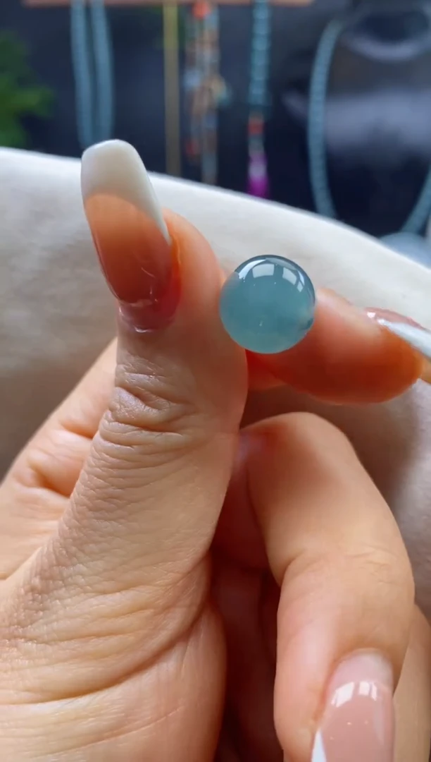 翡翠未镶嵌颈饰0079235884