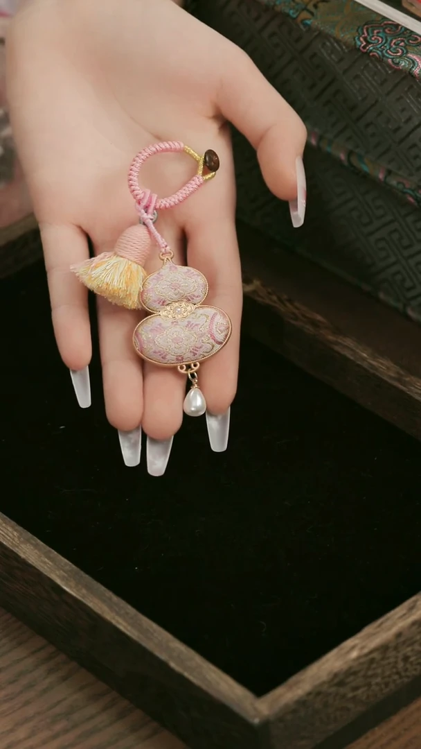 刺绣湘传礼宋锦挂件