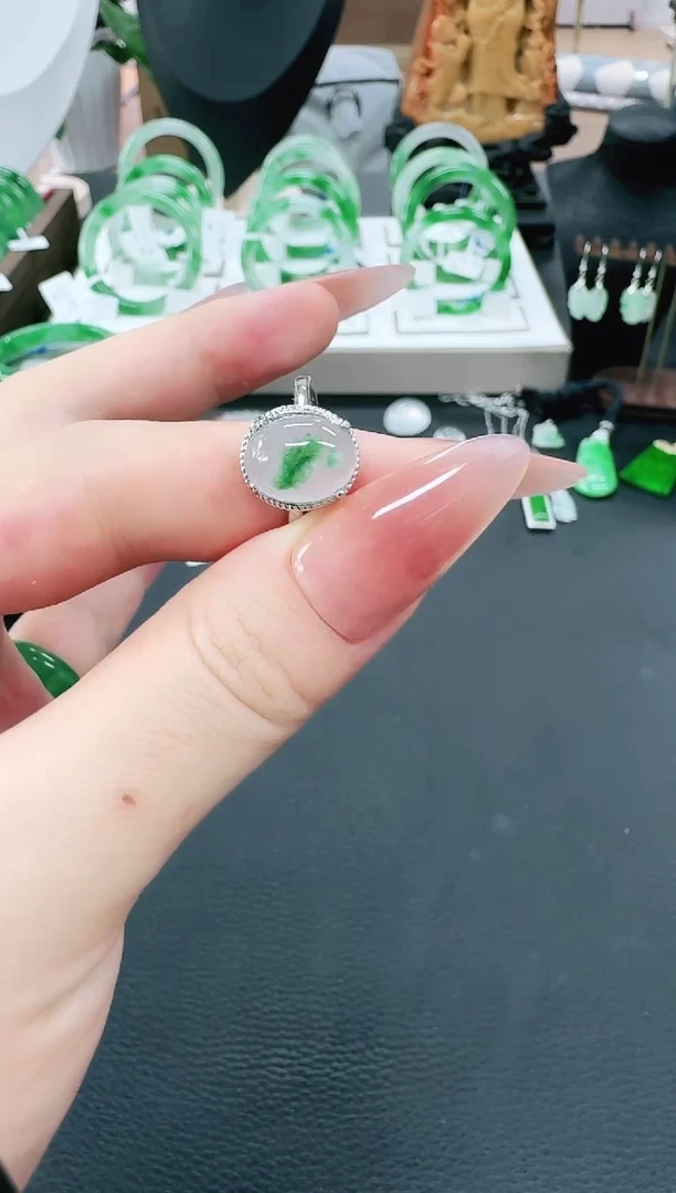 石英质玉（非洲翠）1未镶嵌/2439