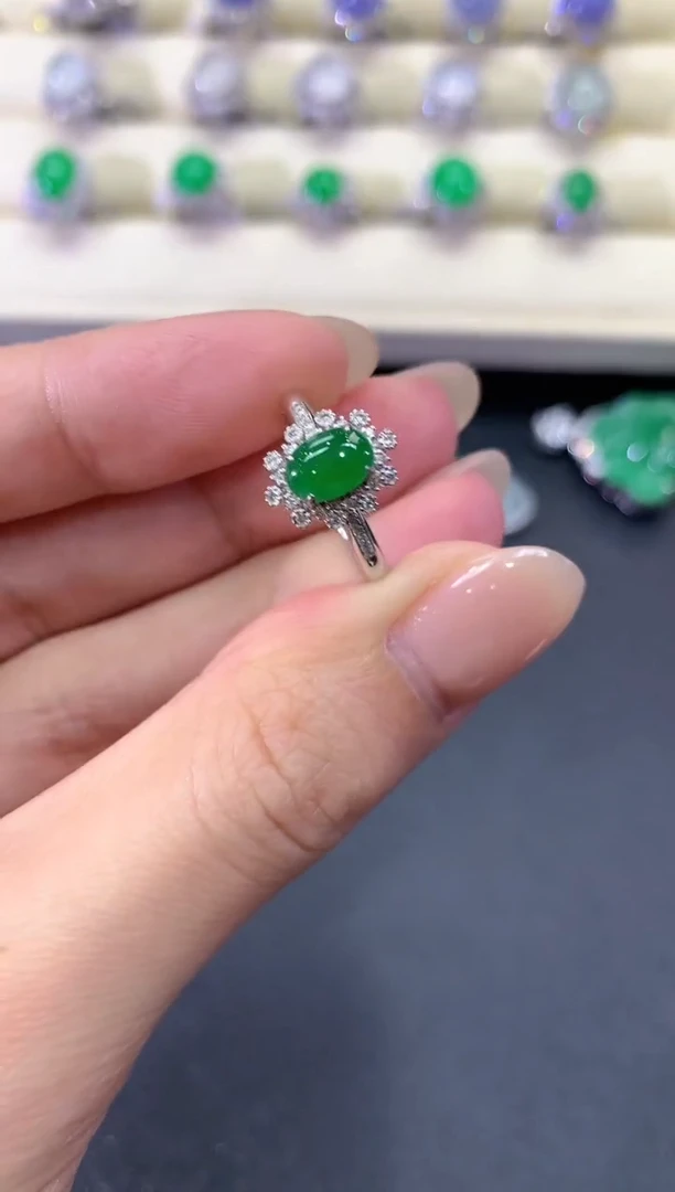 【闪购商品】翡翠戒指18K金镶嵌a31