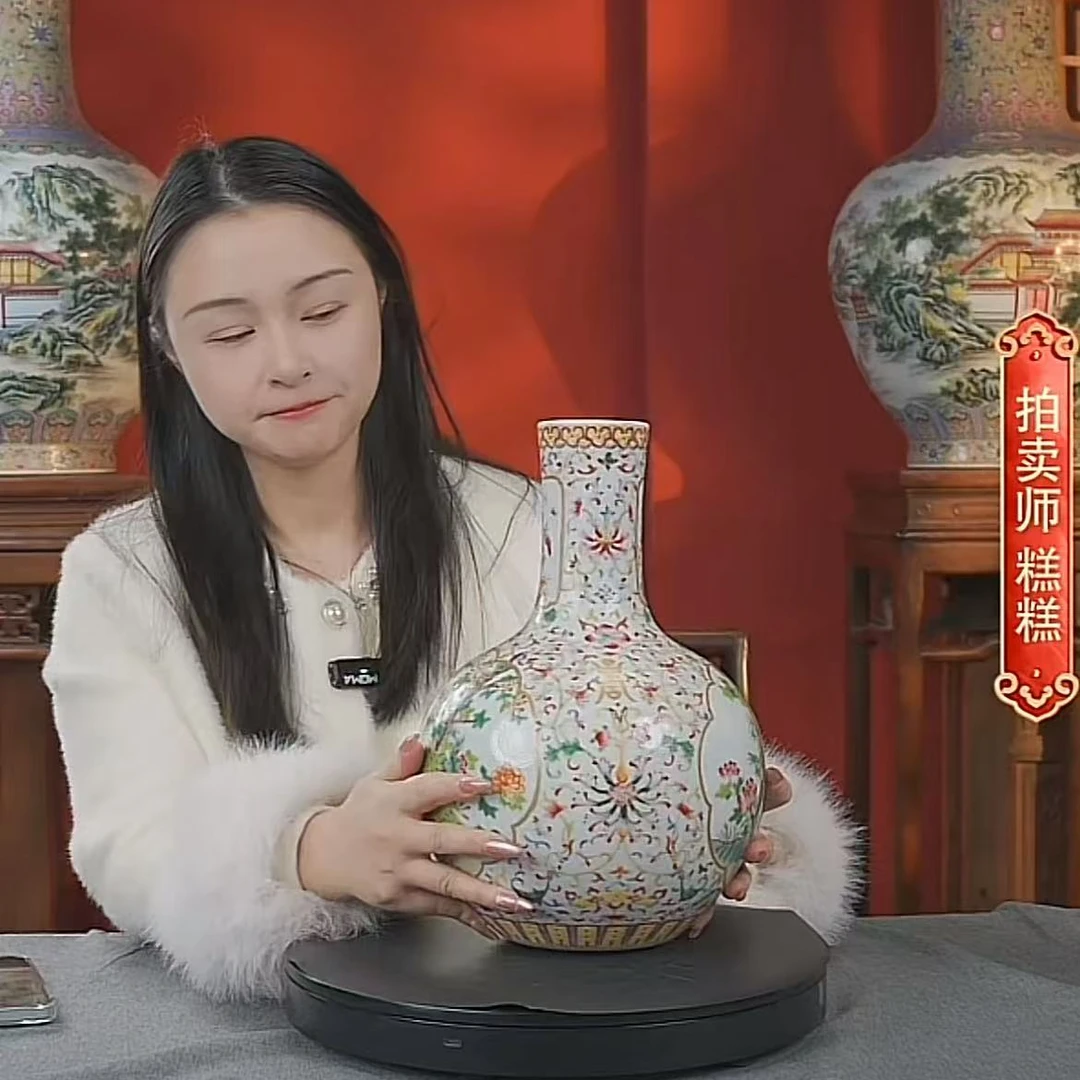 国呈拍卖古董瓷器