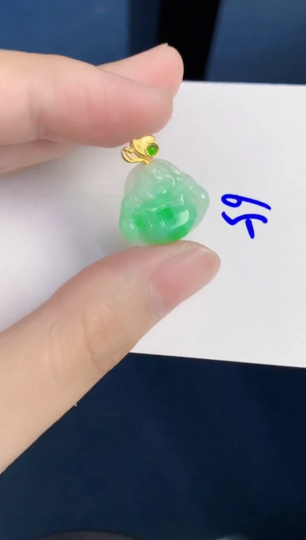 颈饰未镶嵌翡翠天然翡翠缅甸A货