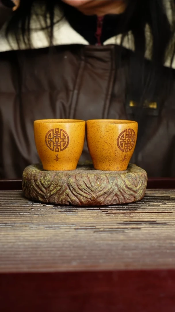 宜兴原矿紫砂壶茶壶宜兴原矿紫砂壶茶壶80C