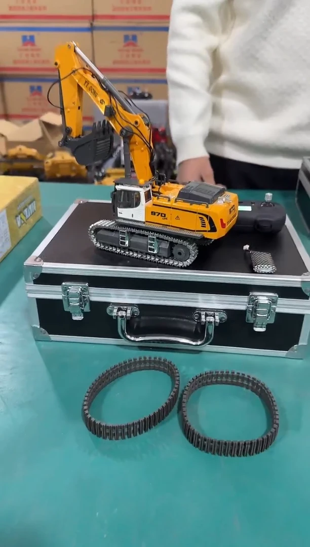 亿工1：50挖掘机970双履带双电定制手提箱