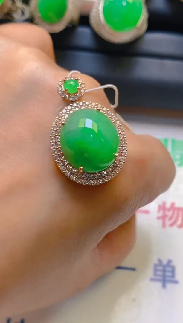 【闪购商品】翡翠耳饰银S925镶嵌天然A货翡翠1