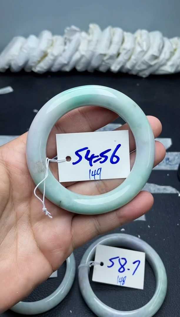 未镶嵌手镯翡翠149