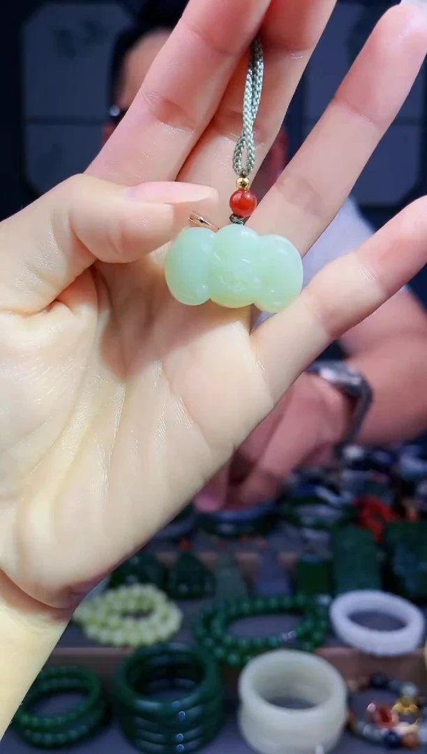 和田玉未镶嵌颈饰多样性发货拍一单发一个