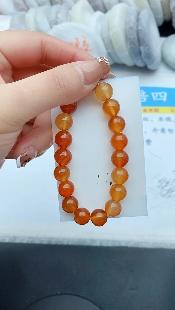 【闪购商品】石英质玉手镯未镶嵌红玛瑙10mm(随机发货）