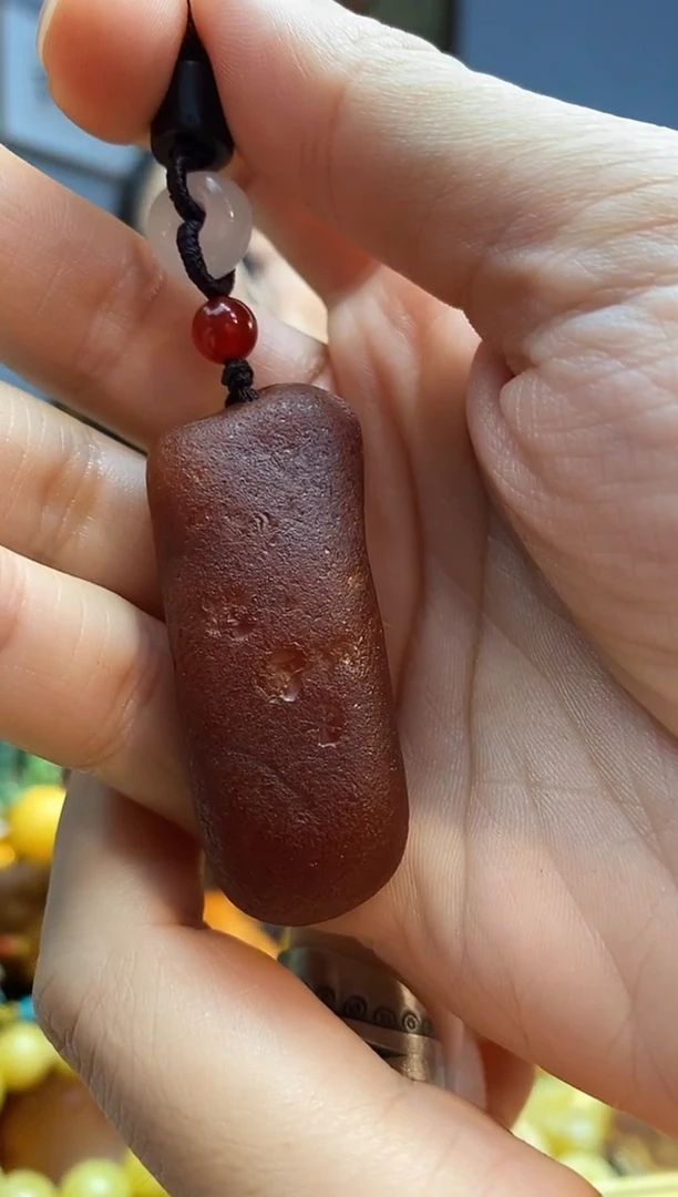 琥珀颈饰未镶嵌吊坠