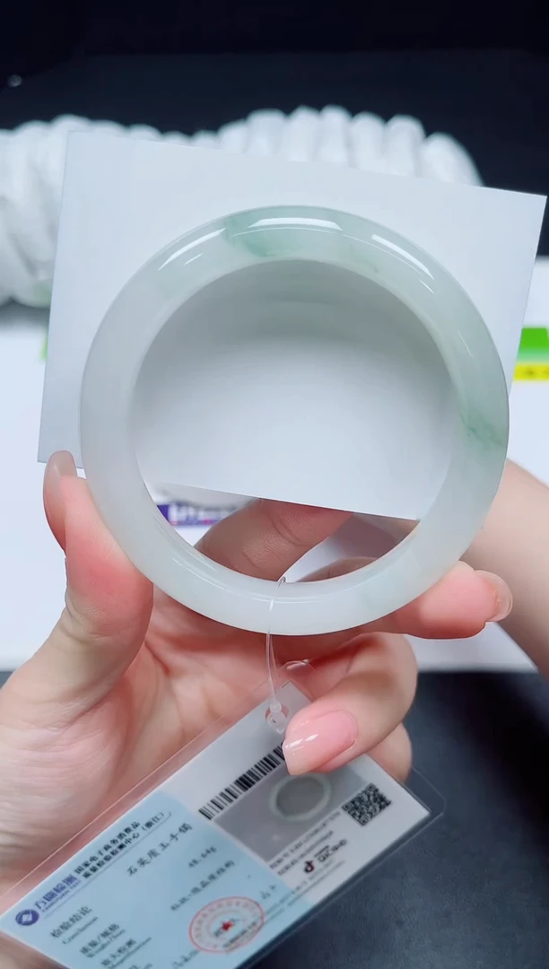 未镶嵌手镯石英质玉008-5758