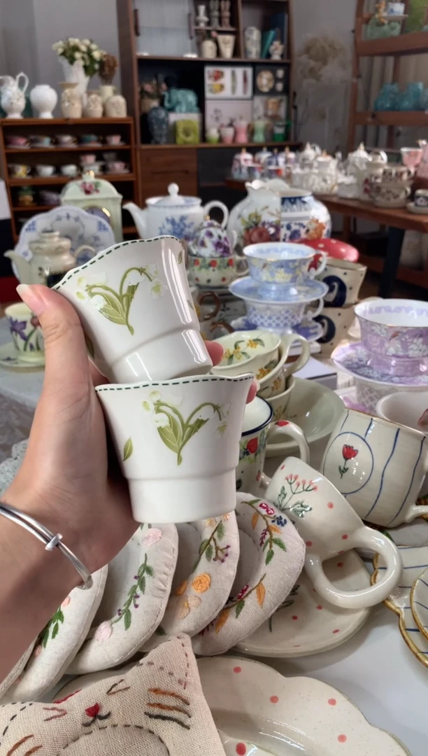 陶瓷【清仓默认微瑕】白色铃兰茶杯2个
